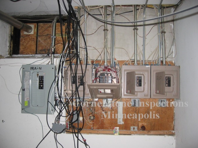 rats nest wiring.jpg
